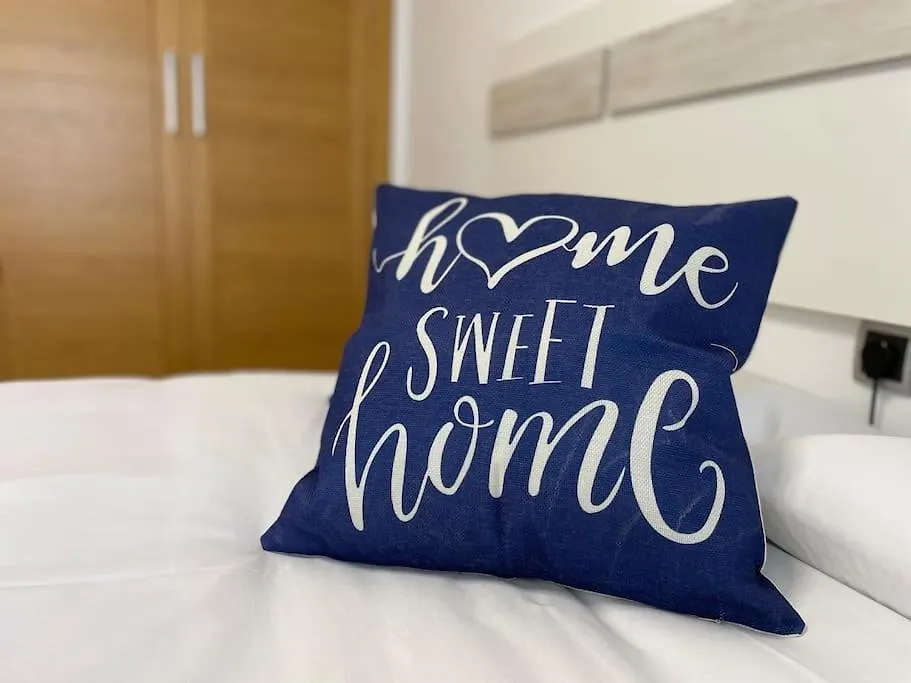 Sarah'S Home Cordoba 0*,